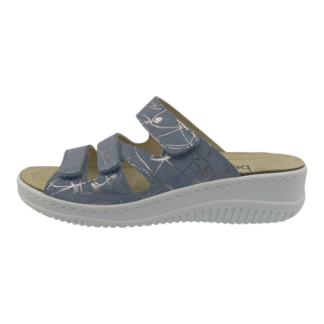 Chinelo Belvida 41.482, cor azul acinzentado, vista exterior em perspetiva.