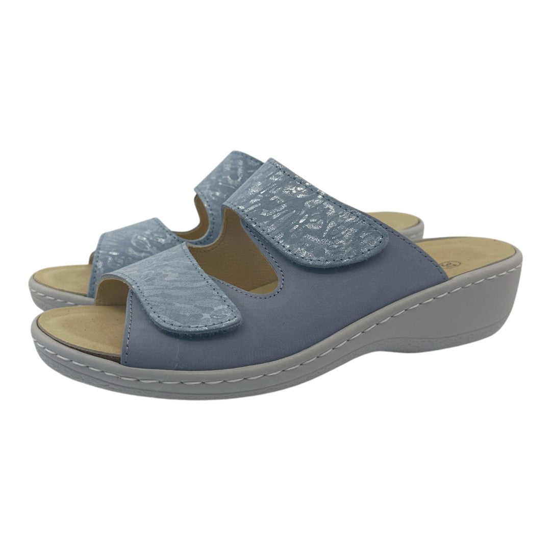 Chinelo Belvida 42.202, cor azul acinzentado, par em perspetiva.