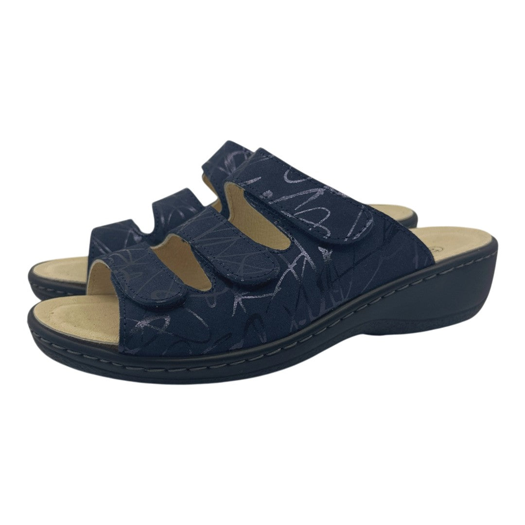 Chinelo Belvida 42.406, cor azul-marinho, par em perspetiva.