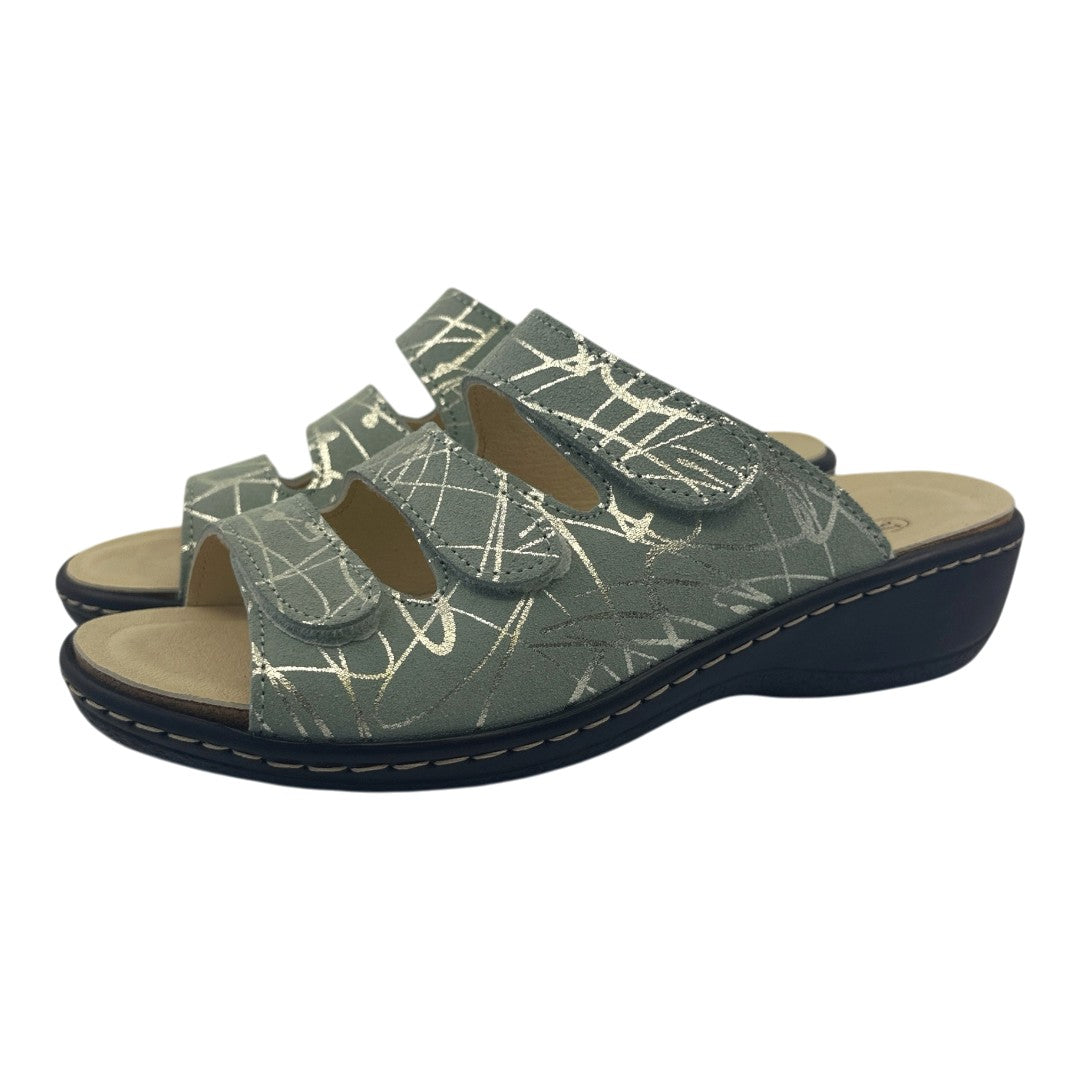 Chinelo Belvida 42.406, cor verde menta, par em perspetiva.