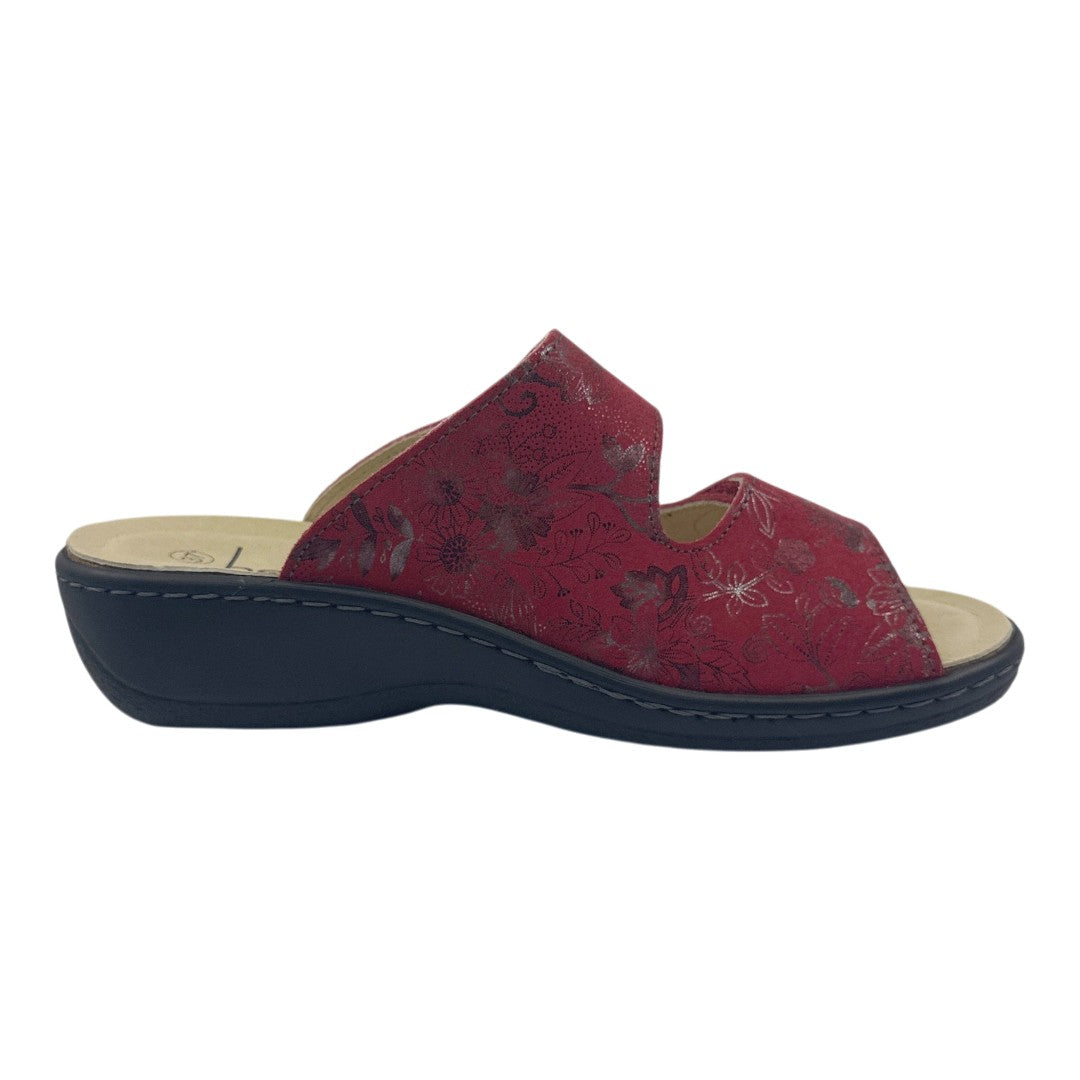 Chinelo Belvida 42.410, cor vermelho, vista lateral interior.