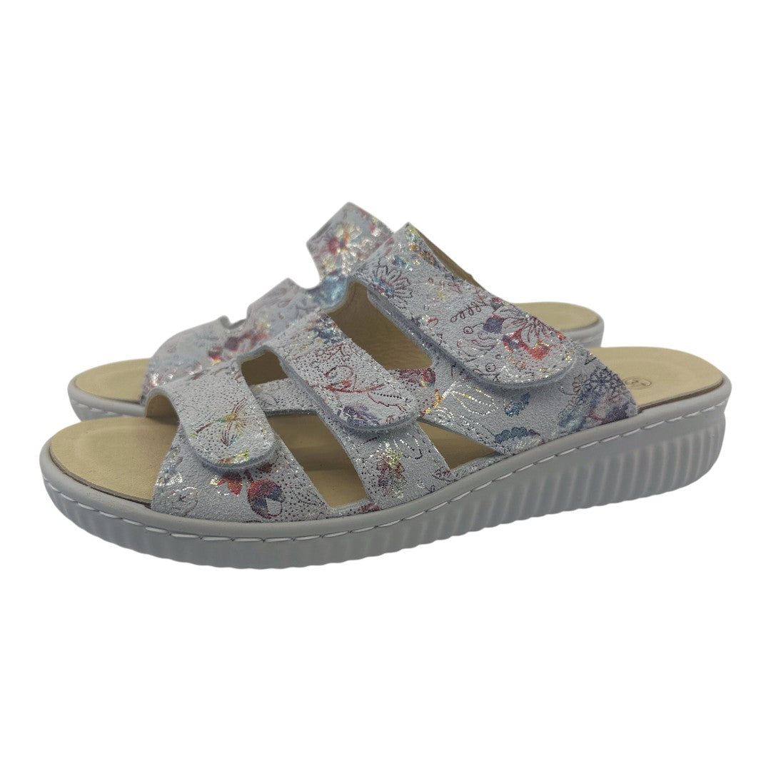 Chinelo Belvida 47.060, cor multicolor, par em perspetiva.