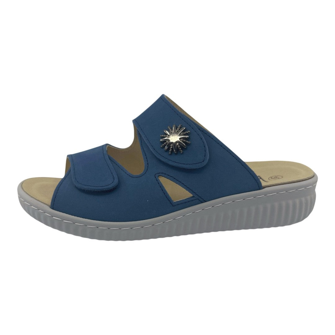 Chinelo Belvida 47.403, cor azul, vista exterior em perspetiva.