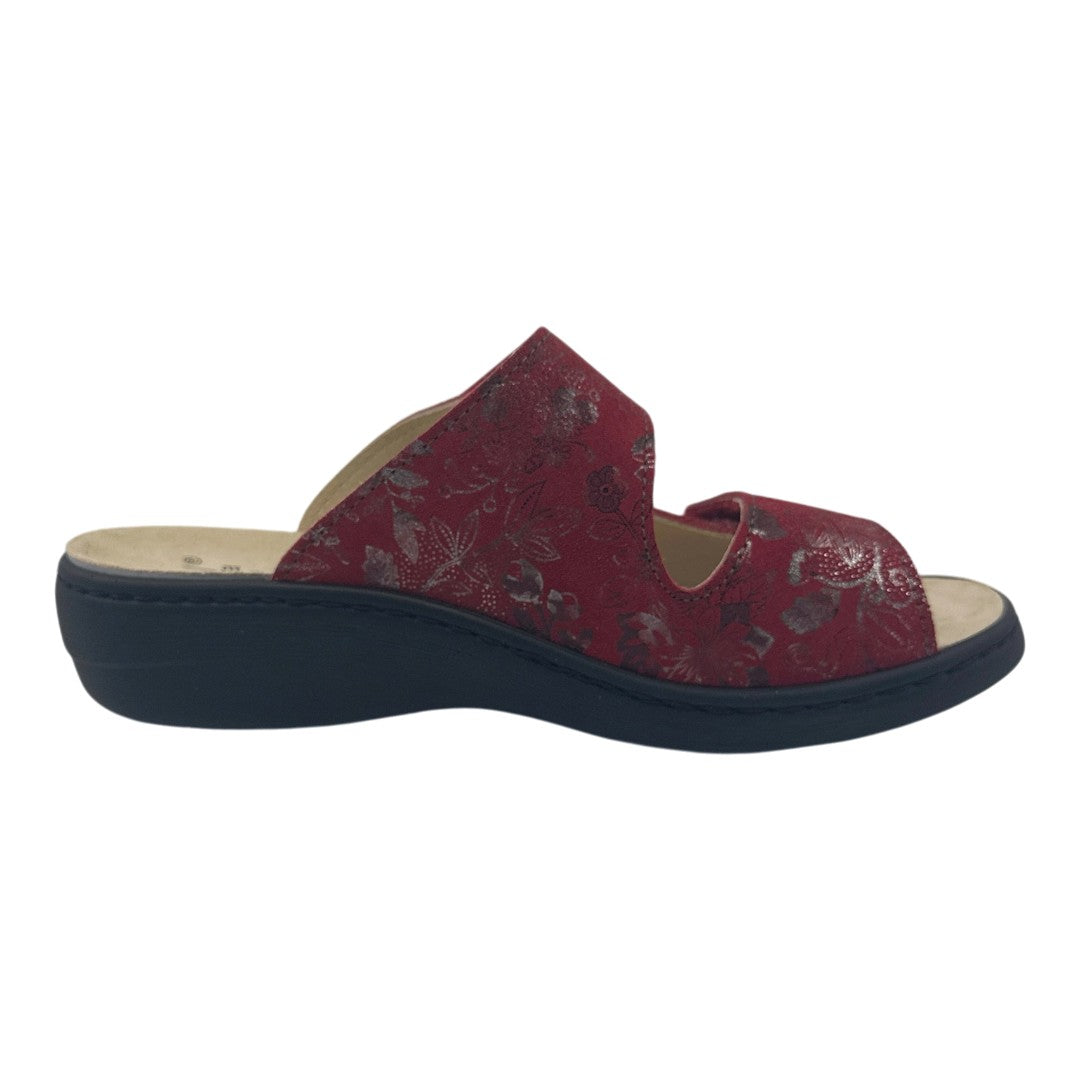 Chinelo Belvida 48.050, cor vermelho, vista lateral interior.