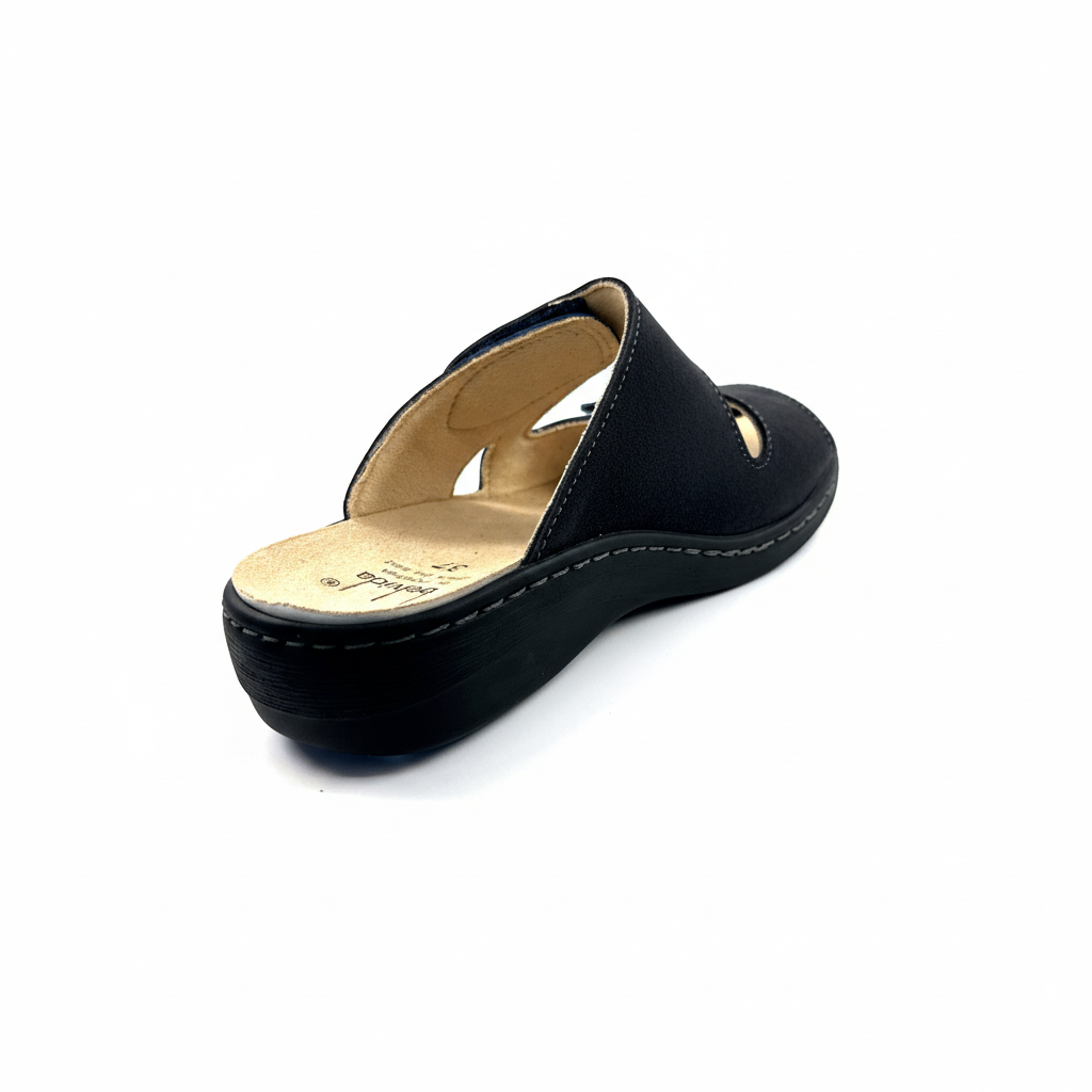 Chinelo Belvida 48.052 azul marinho vista traseira